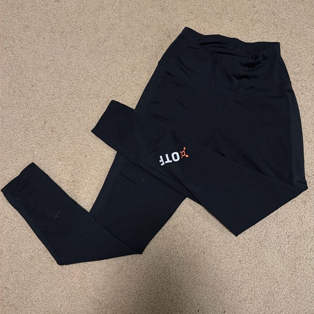 Black athletic OTF leggings size XS
